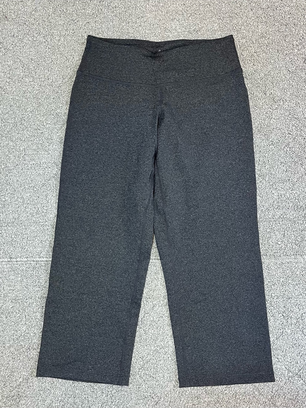 prAna Cropped Yoga Capri Straight Leg Pull-on Pants Womens Size XS Gray